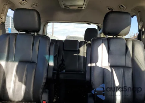 2014 Chrysler Town & Country Touring from USA, damaged, VIN 2C4RC1BG3ER257066